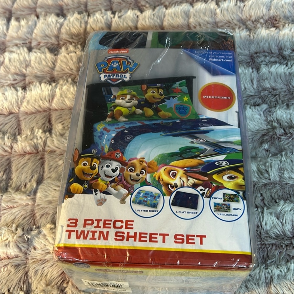 PAW patrol 3 piece twin sheet set 😍